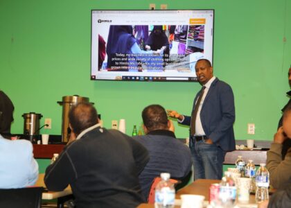 Himilo Microfinance Institution Hosts Discussion with Somali Community in Minnesota on Its Role in Development